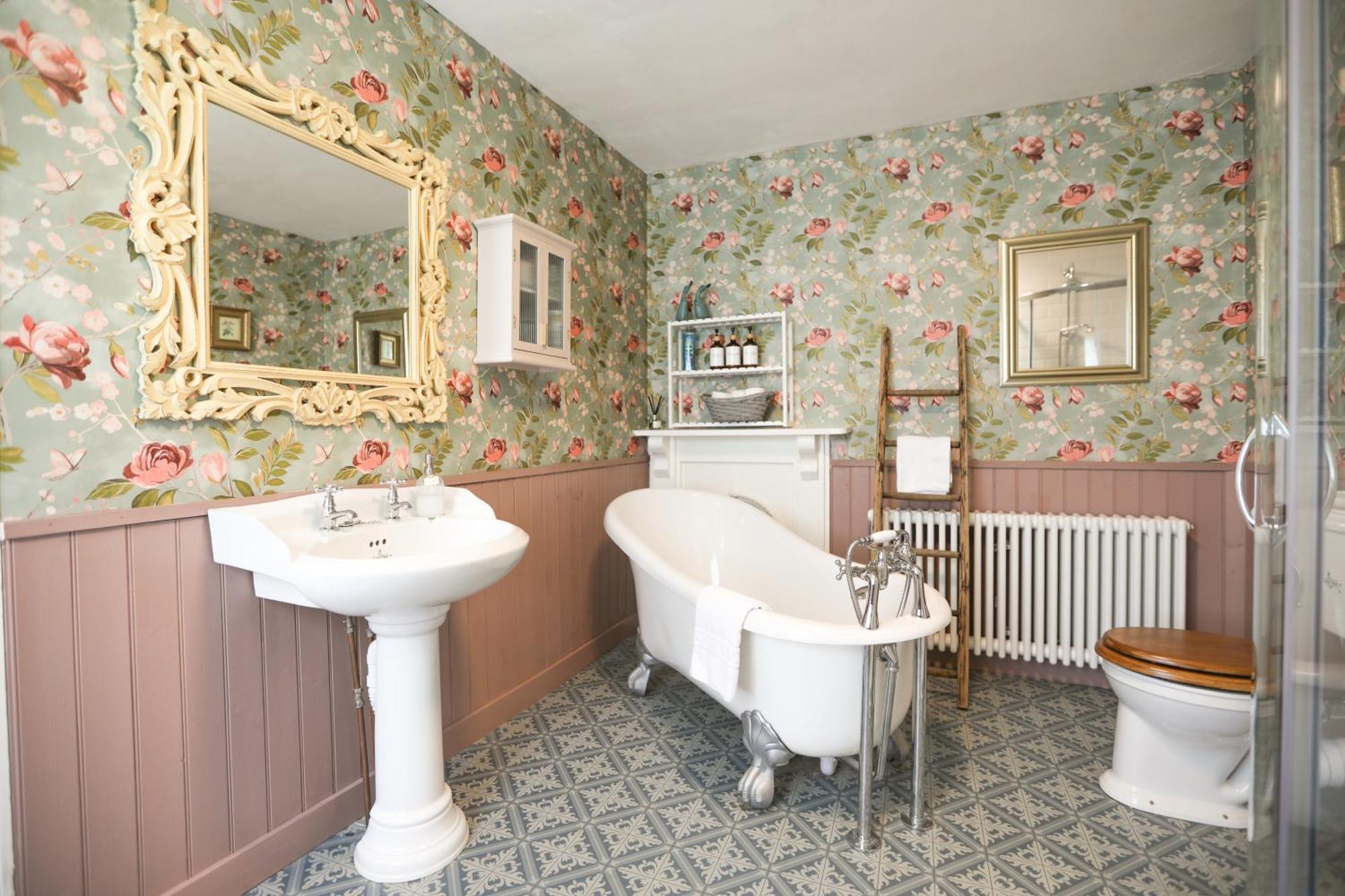 Ferndale Cottage ลินมัธ ภายนอก รูปภาพ